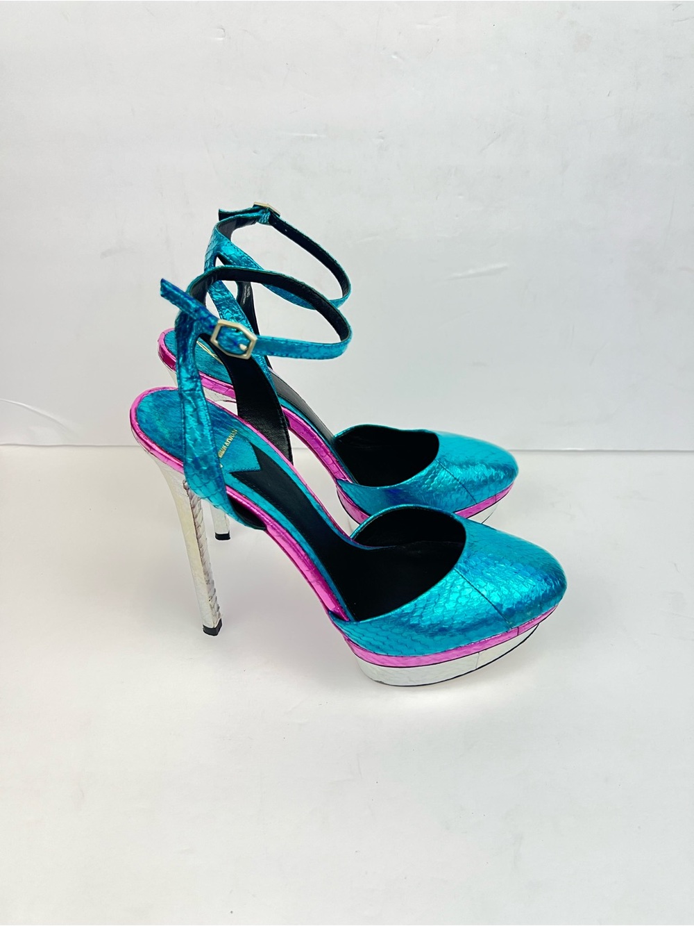 Brian Atwood Fontenay Hologram Snake Embossed Platform Pump Size US 9 Euro 40